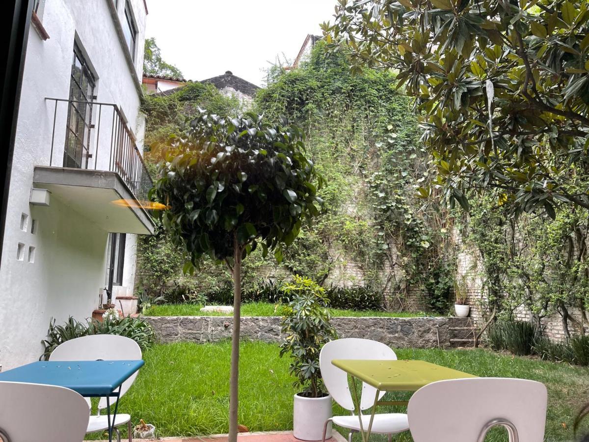 Casa Blanca In Coyoacan เม็กซิโกซิตี้ ภายนอก รูปภาพ